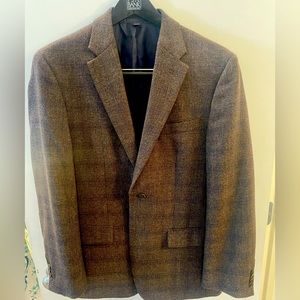 Brown Tweed-like Sport Coat Jos A Bank. Wool blend Brr comfort. 41R EUC